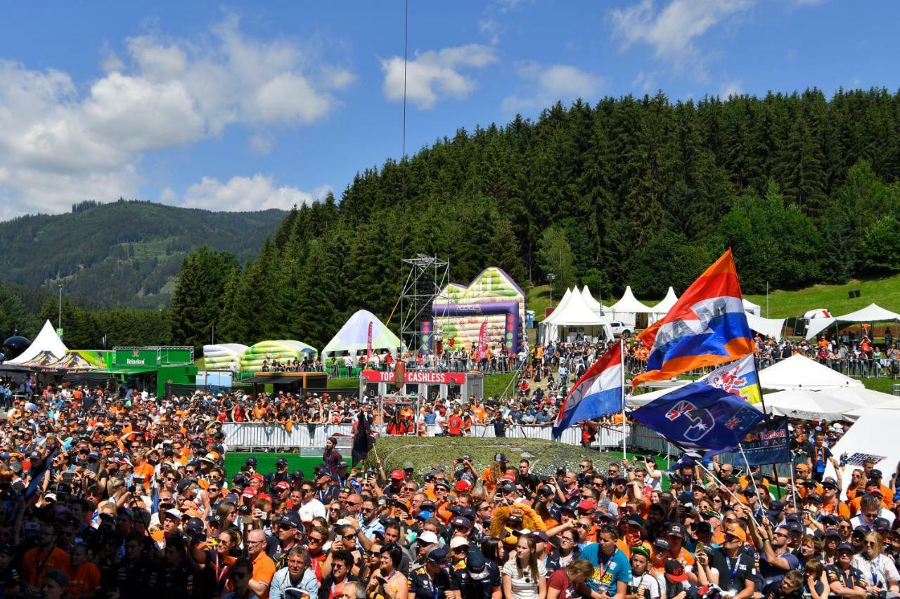 Grandprixcamp, Closest To The Red Bull Ring, Up To 4 Guests In A Tent Spielberg Bei Knittelfeld المظهر الخارجي الصورة