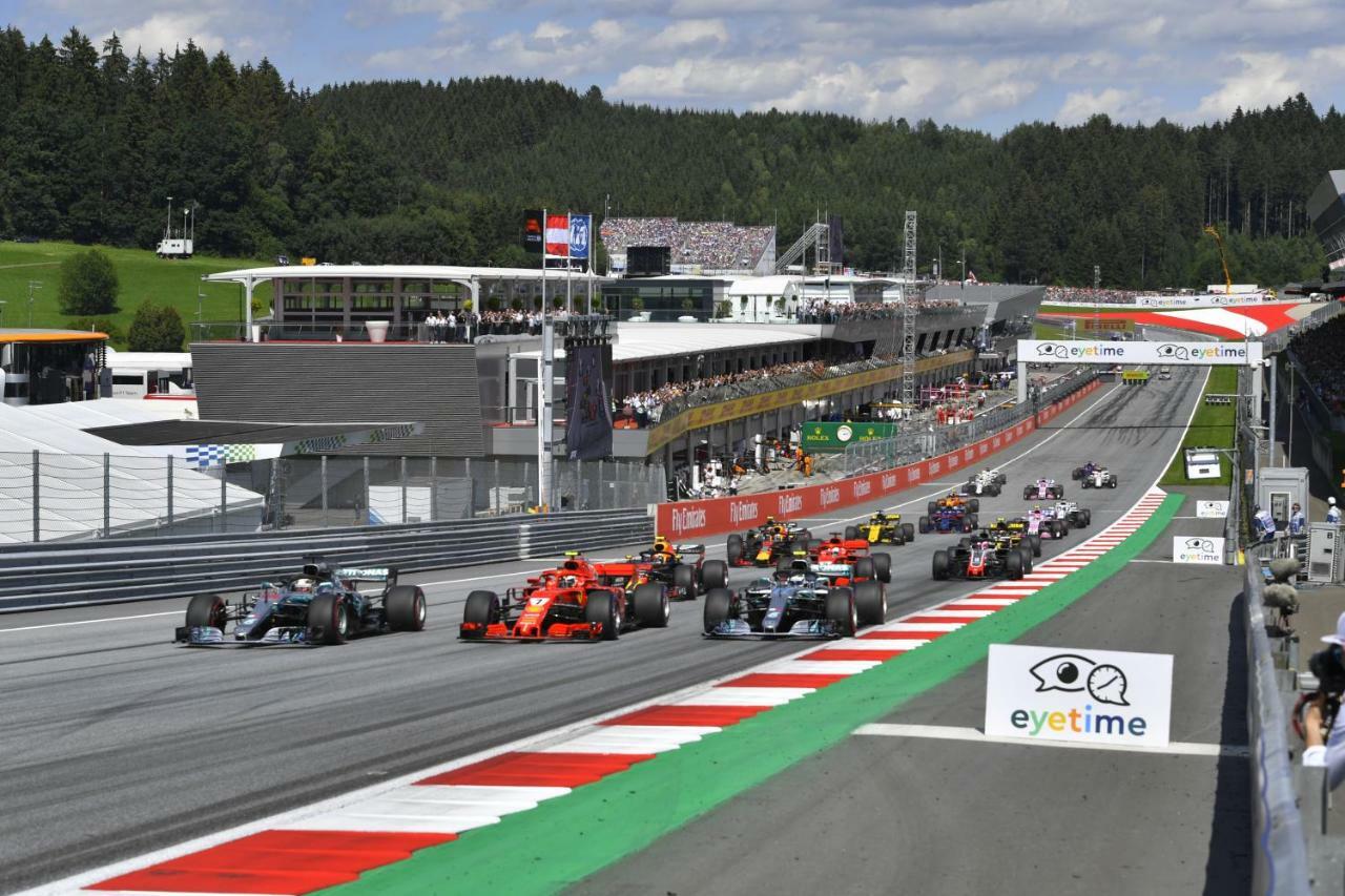 Grandprixcamp, Closest To The Red Bull Ring, Up To 4 Guests In A Tent Spielberg Bei Knittelfeld المظهر الخارجي الصورة